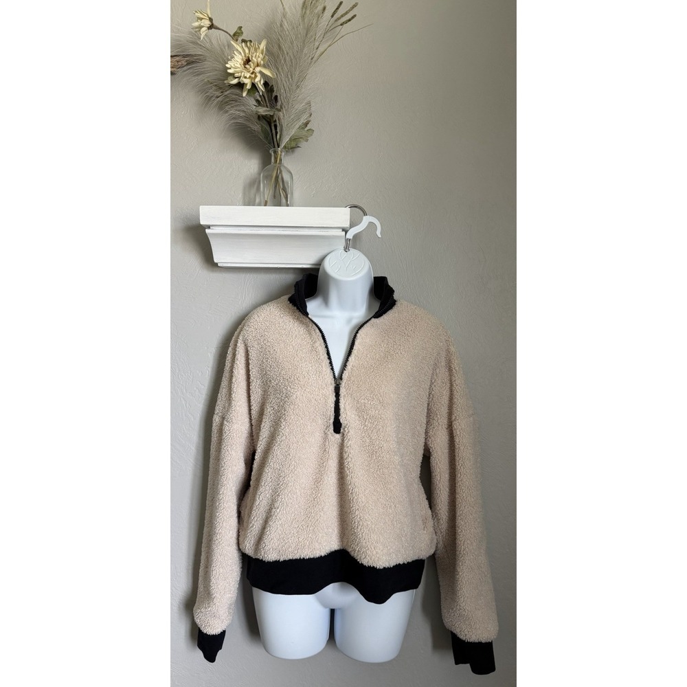 Fabletics Dream Polar Fleece Jacket Womens Medium Ivory Black 1/4 Zip Sweatshirt